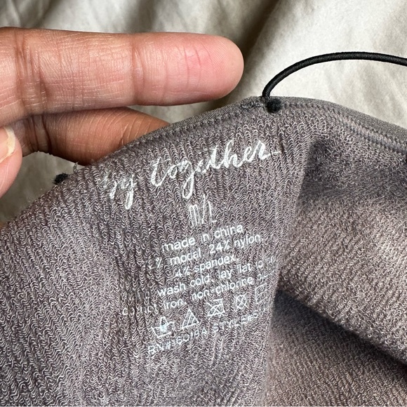 Top - Picture 2 of 3